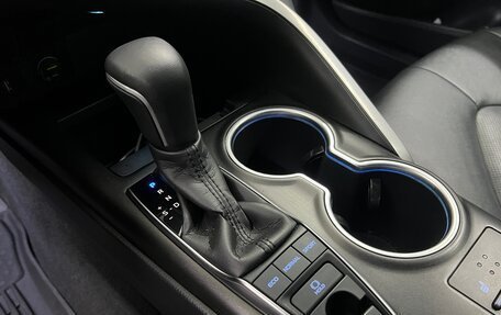 Toyota Camry, 2021 год, 2 290 000 рублей, 27 фотография