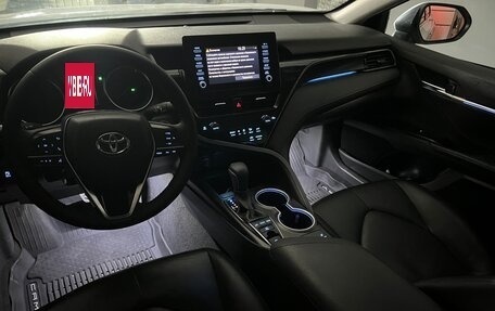 Toyota Camry, 2021 год, 2 290 000 рублей, 30 фотография