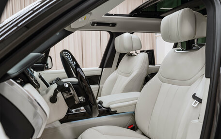 Land Rover Range Rover IV рестайлинг, 2026 год, 25 875 000 рублей, 15 фотография