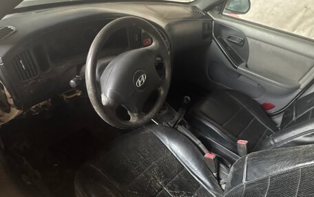 Hyundai Elantra III рестайлинг, 2003 год, 210 000 рублей, 2 фотография