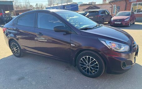 Hyundai Solaris II рестайлинг, 2011 год, 950 000 рублей, 3 фотография