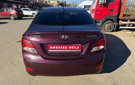 Hyundai Solaris II рестайлинг, 2011 год, 950 000 рублей, 2 фотография