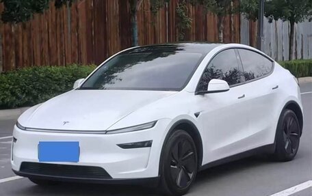 Tesla Model Y I, 2025 год, 5 085 000 рублей, 3 фотография