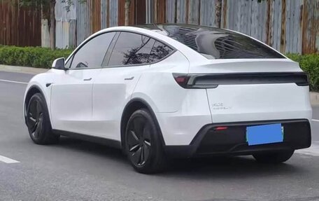 Tesla Model Y I, 2025 год, 5 085 000 рублей, 5 фотография