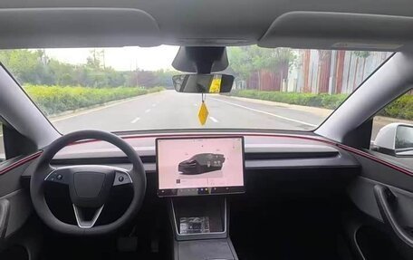 Tesla Model Y I, 2025 год, 5 085 000 рублей, 13 фотография
