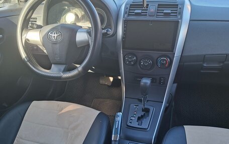 Toyota Corolla, 2011 год, 850 000 рублей, 4 фотография
