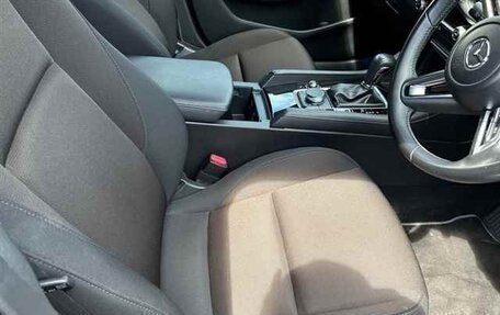 Mazda 3, 2022 год, 1 300 000 рублей, 6 фотография