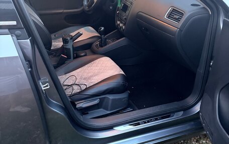 Volkswagen Jetta VII, 2014 год, 1 200 000 рублей, 6 фотография