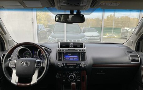 Toyota Land Cruiser Prado 150 рестайлинг, 2016 год, 4 449 000 рублей, 11 фотография