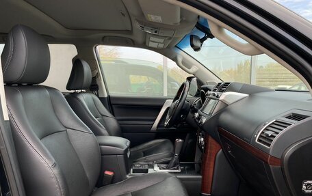 Toyota Land Cruiser Prado 150 рестайлинг, 2016 год, 4 449 000 рублей, 25 фотография