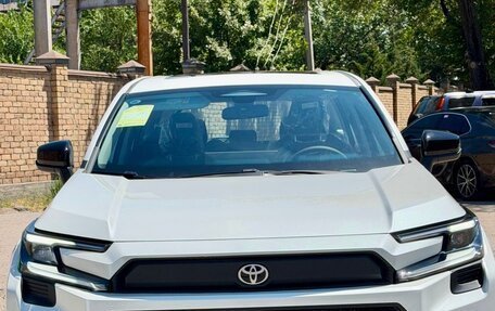 Toyota RAV4, 2026 год, 4 000 000 рублей, 2 фотография