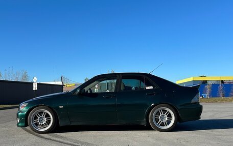 Lexus IS II рестайлинг 2, 2000 год, 780 000 рублей, 2 фотография