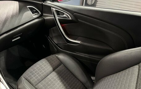 Opel Astra J, 2014 год, 967 000 рублей, 24 фотография