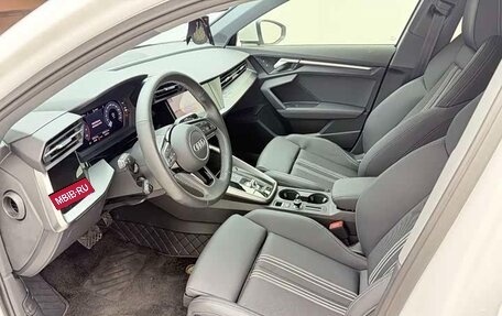 Audi A3, 2023 год, 2 400 000 рублей, 10 фотография