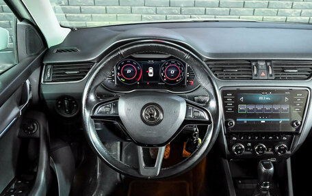 Skoda Octavia, 2018 год, 1 900 000 рублей, 13 фотография