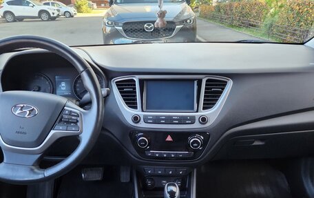 Hyundai Solaris II рестайлинг, 2019 год, 1 595 000 рублей, 9 фотография