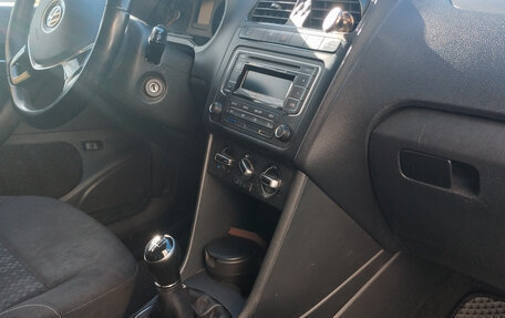 Volkswagen Polo VI (EU Market), 2015 год, 850 000 рублей, 10 фотография
