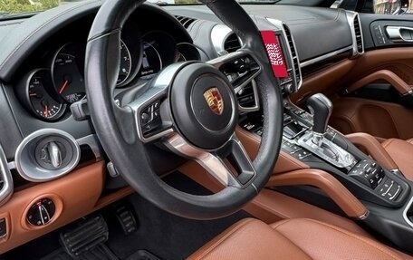 Porsche Cayenne III, 2015 год, 6 000 000 рублей, 11 фотография