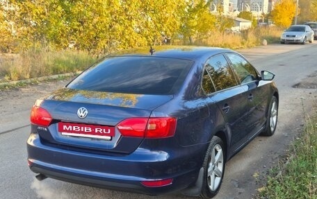 Volkswagen Jetta VII, 2012 год, 833 333 рублей, 4 фотография