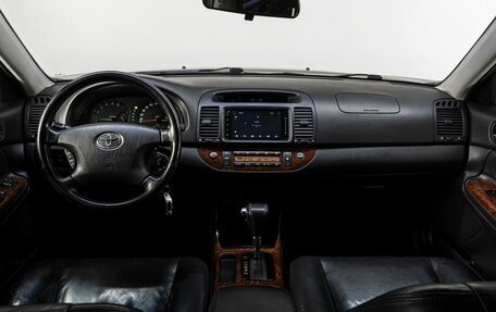 Toyota Camry V40, 2004 год, 650 000 рублей, 18 фотография
