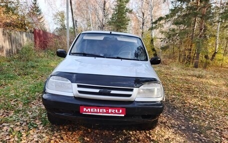 Chevrolet Niva I рестайлинг, 2004 год, 245 000 рублей, 2 фотография