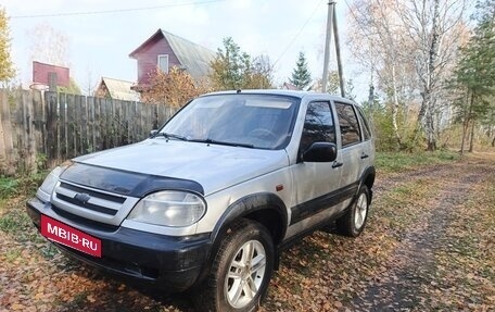 Chevrolet Niva I рестайлинг, 2004 год, 245 000 рублей, 8 фотография
