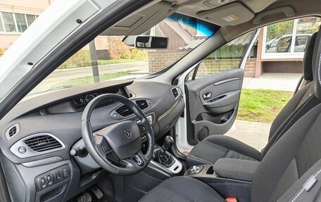 Renault Scenic III рестайлинг, 2016 год, 970 000 рублей, 18 фотография
