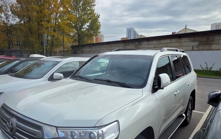 Toyota Land Cruiser 200, 2015 год, 4 950 000 рублей, 2 фотография