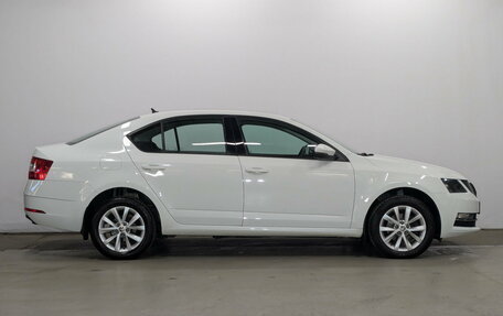 Skoda Octavia, 2019 год, 1 820 000 рублей, 4 фотография