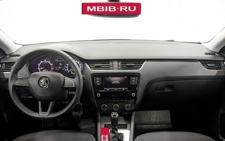 Skoda Octavia, 2019 год, 1 820 000 рублей, 14 фотография