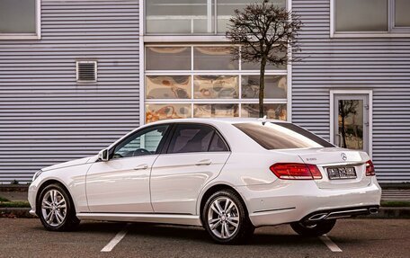 Mercedes-Benz E-Класс, 2015 год, 1 895 000 рублей, 4 фотография