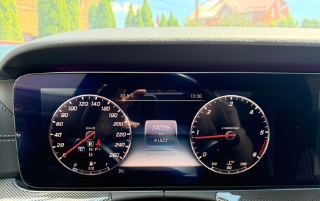 Mercedes-Benz CLS, 2019 год, 4 550 000 рублей, 31 фотография