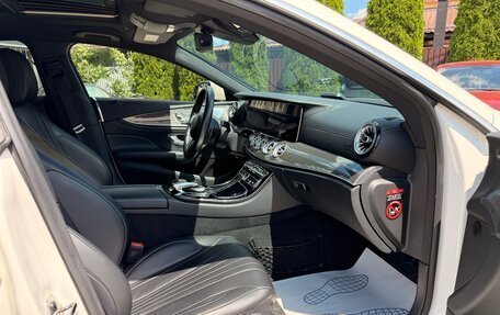 Mercedes-Benz CLS, 2019 год, 4 550 000 рублей, 34 фотография