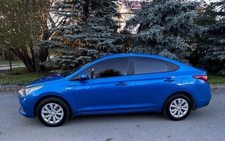 Hyundai Solaris II рестайлинг, 2017 год, 1 150 000 рублей, 2 фотография