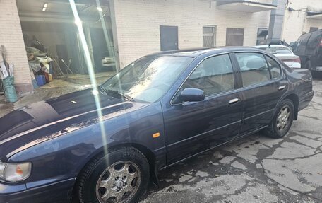 Nissan Maxima IV, 1999 год, 250 000 рублей, 1 фотография
