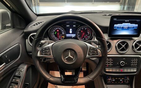 Mercedes-Benz GLA, 2018 год, 2 590 000 рублей, 14 фотография