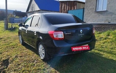 Renault Logan II, 2016 год, 595 000 рублей, 2 фотография