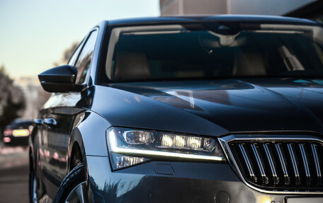 Skoda Superb III рестайлинг, 2020 год, 2 749 777 рублей, 2 фотография