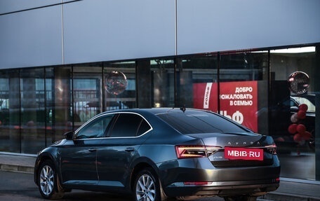 Skoda Superb III рестайлинг, 2020 год, 2 749 777 рублей, 6 фотография