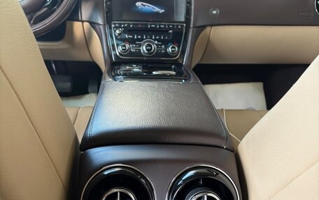 Jaguar XJ IV (X351), 2014 год, 1 500 000 рублей, 6 фотография