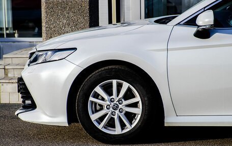 Toyota Camry, 2020 год, 2 399 000 рублей, 9 фотография