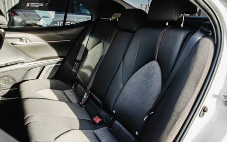 Toyota Camry, 2020 год, 2 399 000 рублей, 13 фотография