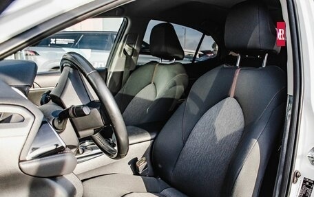 Toyota Camry, 2020 год, 2 399 000 рублей, 12 фотография