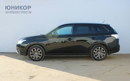 Mitsubishi Outlander III рестайлинг 3, 2014 год, 1 639 000 рублей, 2 фотография