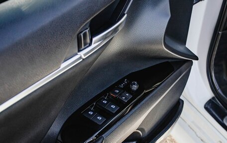 Toyota Camry, 2020 год, 2 399 000 рублей, 22 фотография