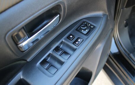 Mitsubishi Outlander III рестайлинг 3, 2014 год, 1 639 000 рублей, 9 фотография