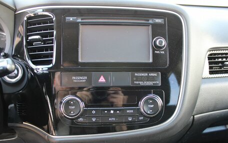 Mitsubishi Outlander III рестайлинг 3, 2014 год, 1 639 000 рублей, 19 фотография