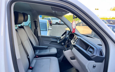 Volkswagen Transporter T6 рестайлинг, 2023 год, 4 150 000 рублей, 9 фотография