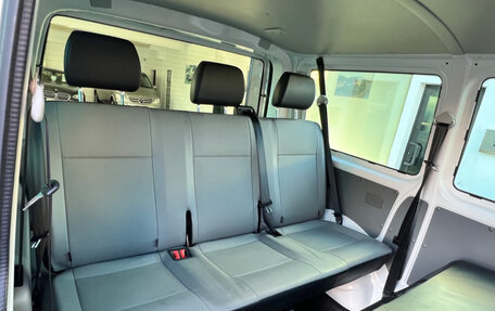 Volkswagen Transporter T6 рестайлинг, 2023 год, 4 150 000 рублей, 14 фотография