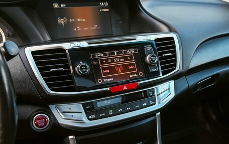 Honda Accord IX рестайлинг, 2013 год, 1 615 000 рублей, 9 фотография